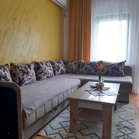 Apartman Lala Foca Buitenkant foto